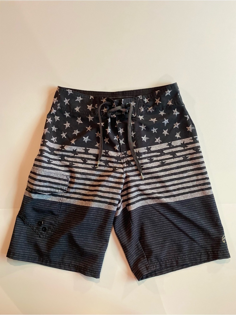 Ocean Current Men’s Black & Gray Star Stripe Board Shorts